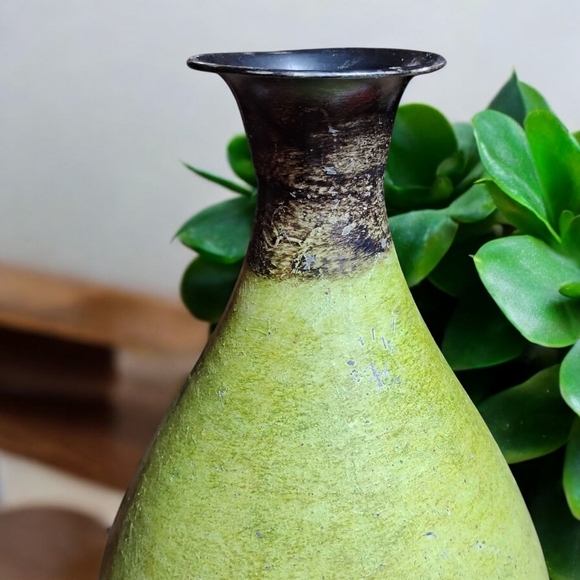 Large Lightweight Green Vase with Distressed Finish - 2' Tall - Picture 13 of 13